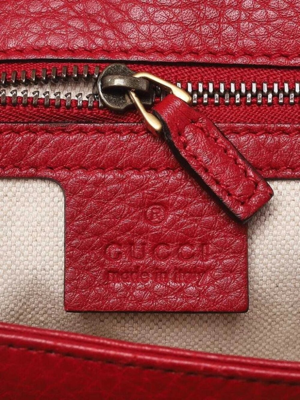Gucci Red Pebbled Leather Marmont Medium Shoulder Bag - Picture 7 of 9